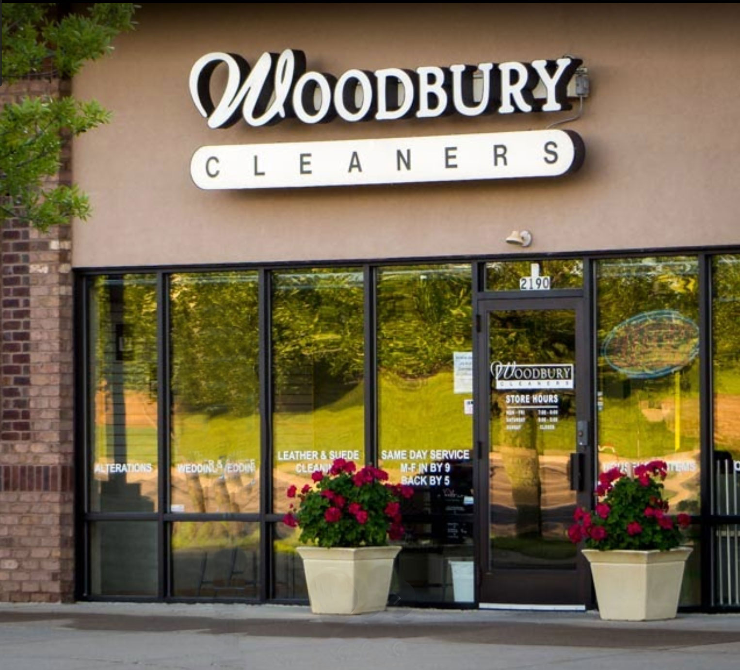 Woodbury Dry Cleaning Locations at Eagle Valley and City Centre
